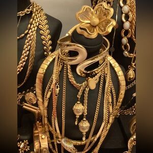 2 LB unsearched untested grab bag style jewelry lot~mostly wearable repair craft